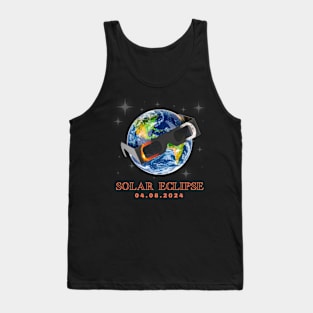 Total Solar Eclipse 4 8 2024 - Earth Globe Wearing Eclipse Solar Glasses Tank Top